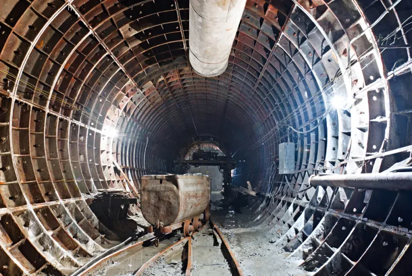 Kvalitetna gradnja v tunelu