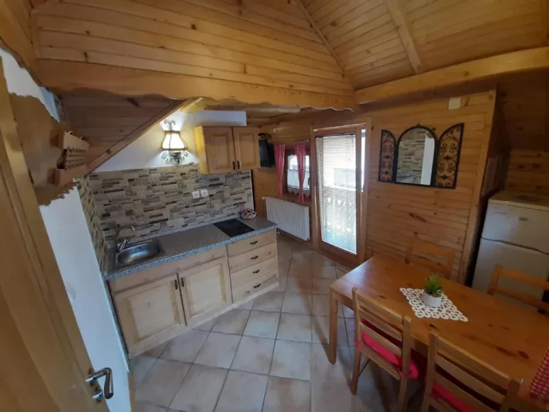 Ugoden apartma za 2 osebi Luče
