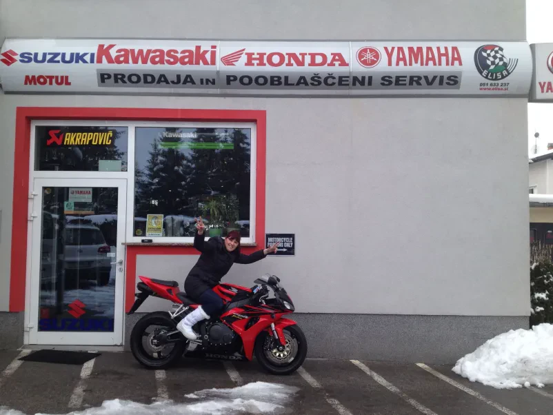 Prodaja motorjev Domžale