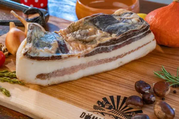 Prodaja kvalitetnega svinjskega mesa Notranjska