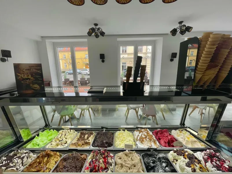 Okus sladoleda Dubai čokolada
