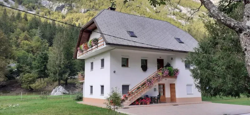 Ugoden apartma v dolini Trente, Slovenija