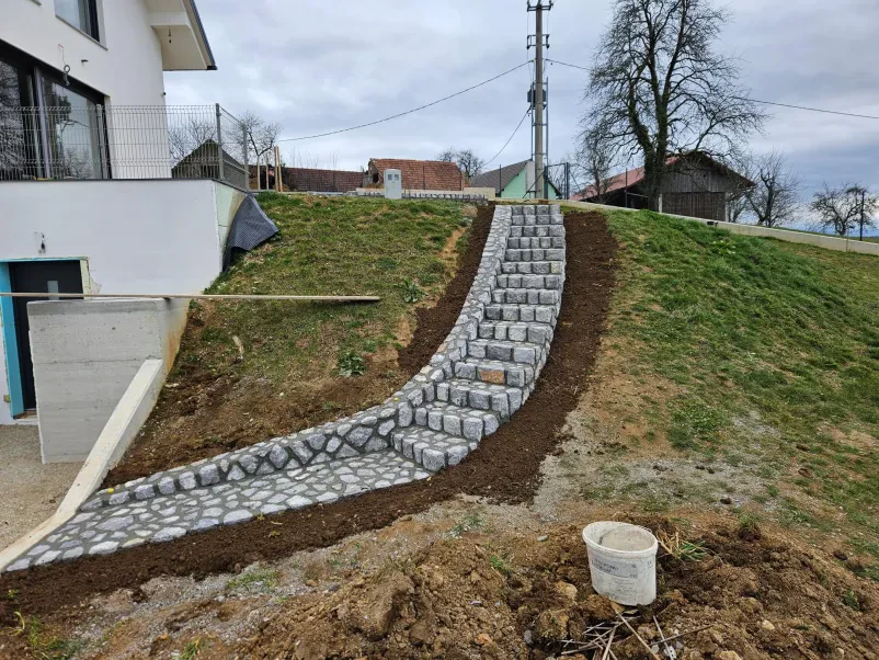  škarpe v Ljubljani 