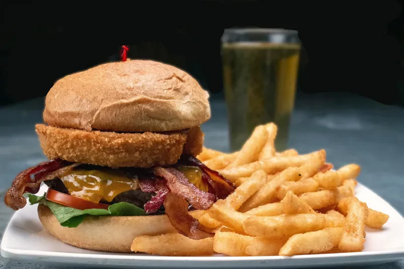 Zares najboljše hamburgerje v Mariboru streže Hamburger Hill!