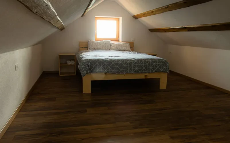 Ugoden apartma Idrija, Goriška
