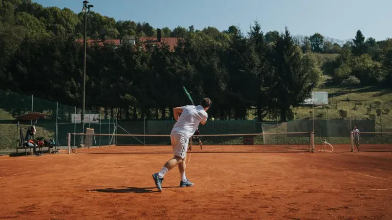 Vpis v teniški klub Fram