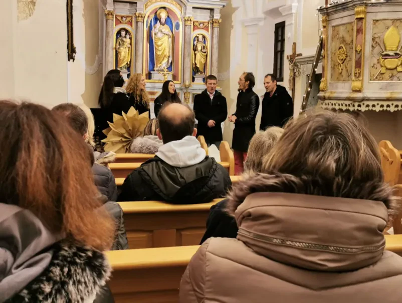 Nastop pevcev ljudskih pesmi Tržič