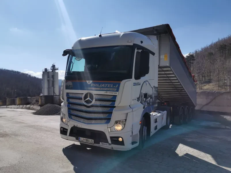 Transport nevarnih snovi po ADR predpisih po Sloveniji in Evropi