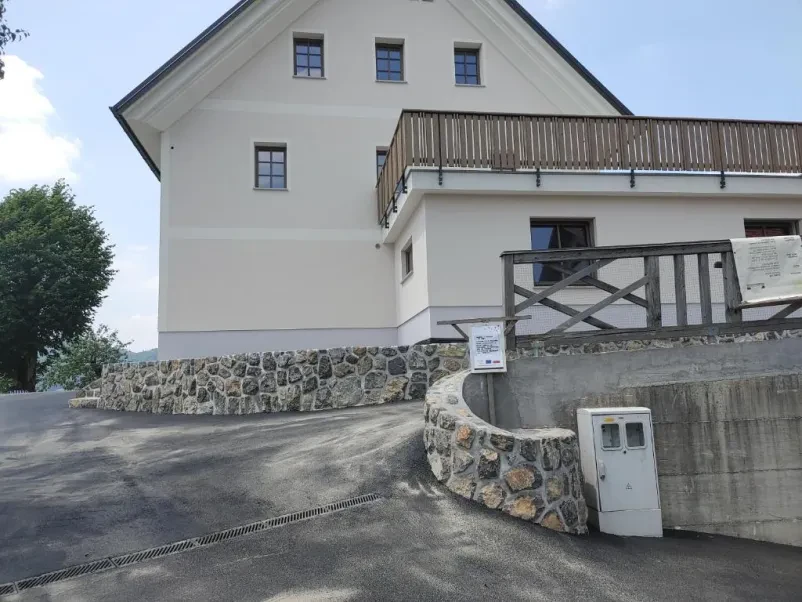 Poceni nočitev Žiri
