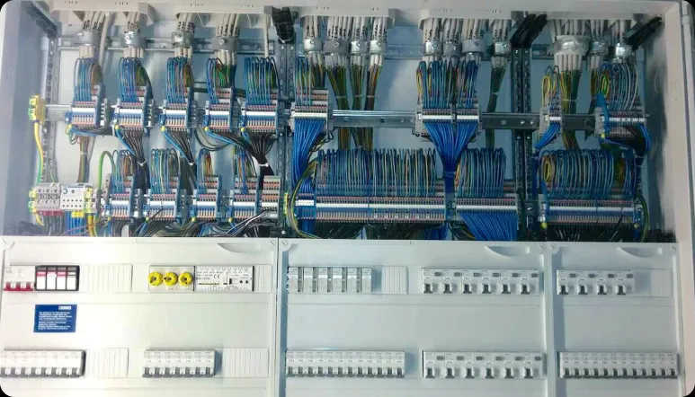 Kvalitetne industrijske elektroinštalacije Slovenija