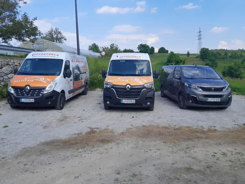 Popravilo avtostekel na terenu po Sloveniji