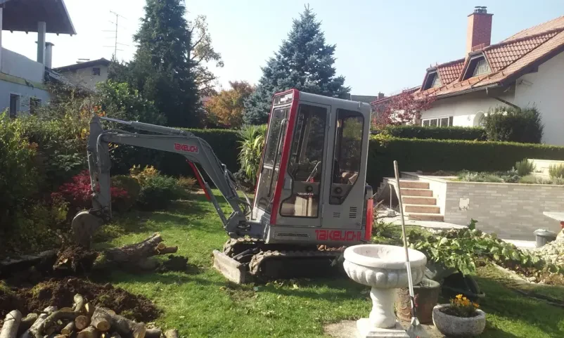 Ureditev zunanjih površin Radomlje