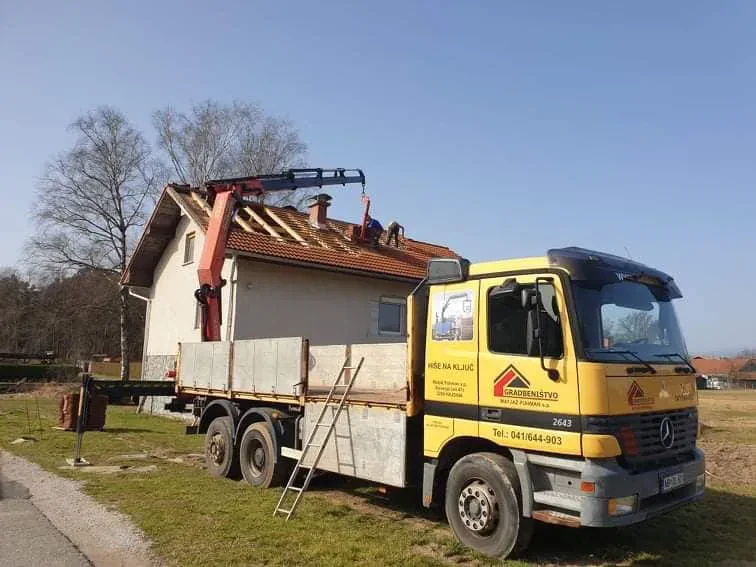 Prevozi z avtodvigalom Slovenija