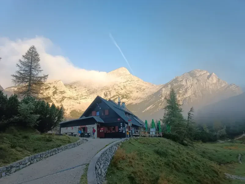 Vodenje nezahtevnih pohodniških tur