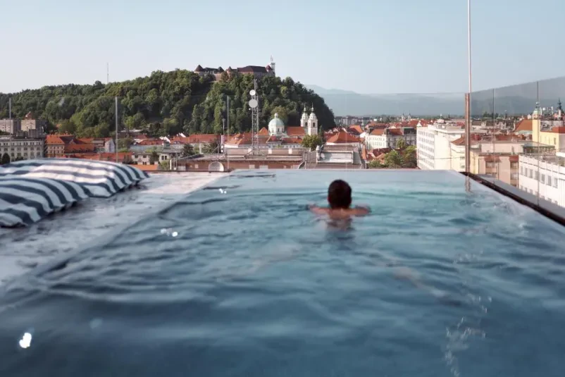 Prostor za zaključene družbe v hotelu Ljubljana