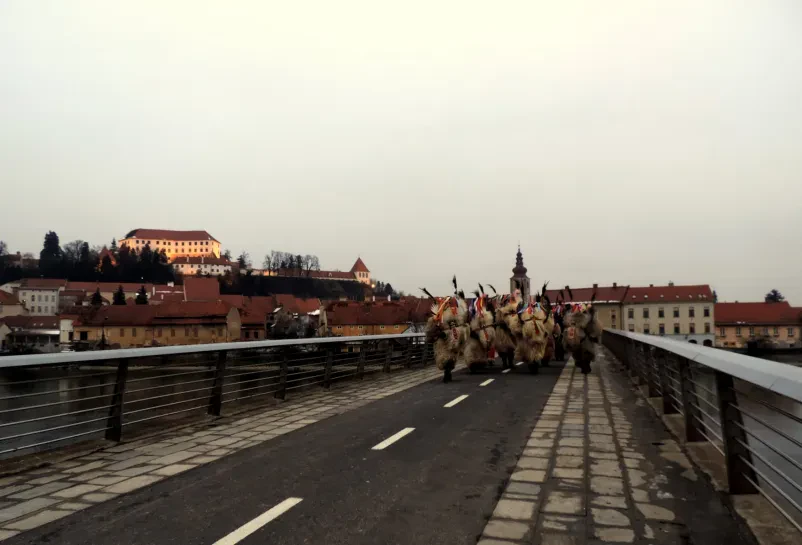 Kulturno, turistično in etnografsko društvo Koranti DEMONI