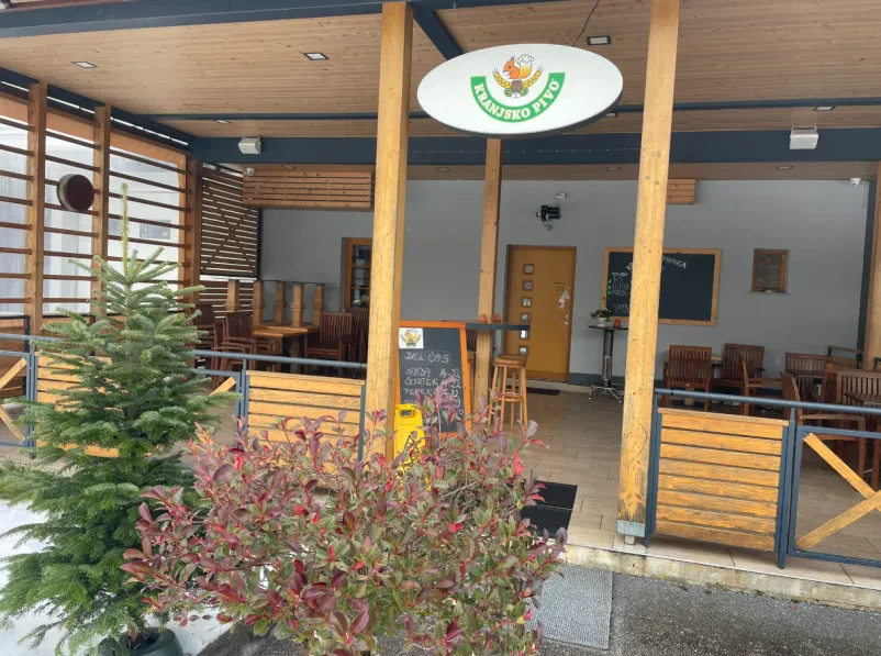 Prostor za zaključene družbe in praznovanja Gorenjska