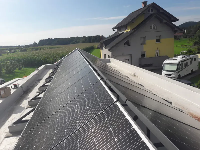 Čiščenje in vzdrževanje sončne elektrarne Gorenjska