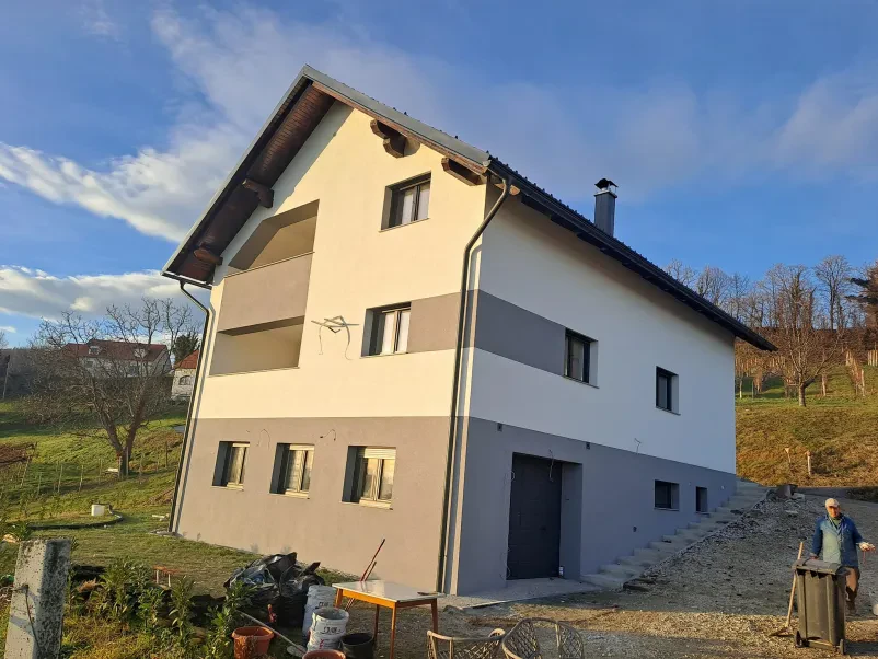Montaža fasadnega sistema Dolenjska