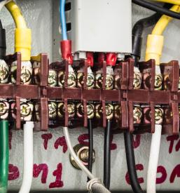 Kvalitetne elektroinstalacijske storitve v Sloveniji