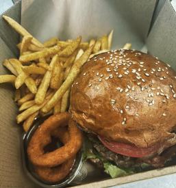 Slastni burgerji in hitra hrana Ljutomer