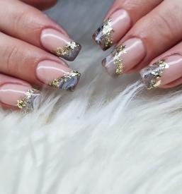 Gelish nohti Škofja Loka