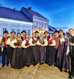 Vpis v folklorno skupino