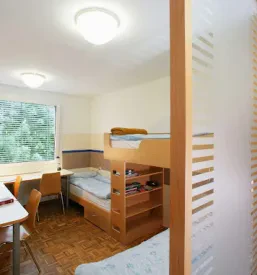 nočitev z zajtrkom v hostlu Osrednja Slovenija