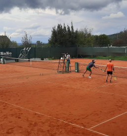 Najem igrišč za tenis Cerknica