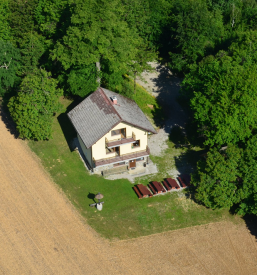 Dom Klokočovnik, Loče