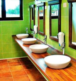 Bathrooms at Park Lijak