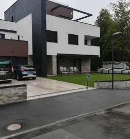 Gradnja večstanovanjske hiše