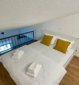 Ugoden apartma Ankaran