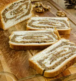 Orehova in makova potica Podravska