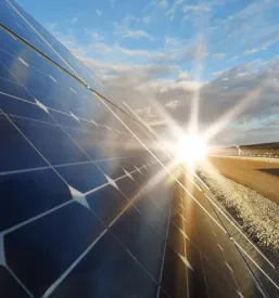 Ugodno načrtovanje neodvisnosti od rasti cen električne energije Slovenija
