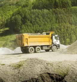 Kvalitetni prevozi gradbenega materiala Goriška