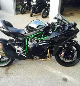 Velika izbira motorjev v Domžalah