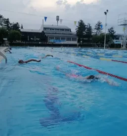 Ugodna vadba za starejše v bazenu