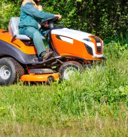 Kvalitetno vzdrževanje kosilnic Osrednja Slovenija