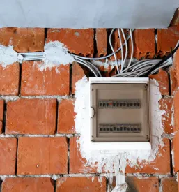 Zanesljiva izvedba elektroinštalacij Logatec in okolica