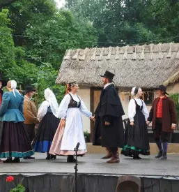 Akademska folklorna skupina Ozara