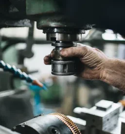 Montaža industrijskih strojev in naprav Slovenija
