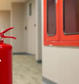 Professionelle Wartung von Feuerlöschern und Hydranten in Slowenien und Österreich