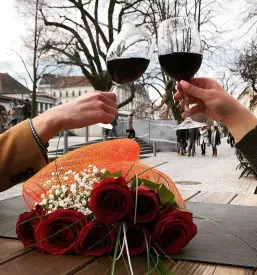Ugoden bar s hrano Ljubljana