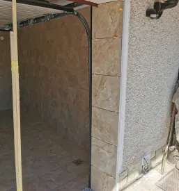 Podjetje za zaključna gradbena dela Goriška