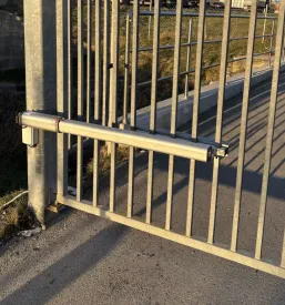 Montaža in popravilo dvoriščnih vrat Goriška in Slovenija