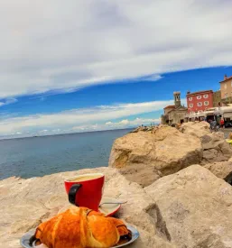 Priljubljena okrepčevalnica Piran