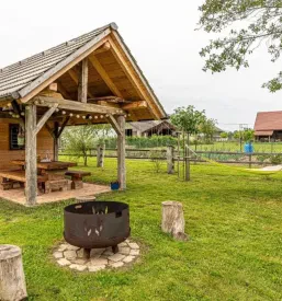 Počitniška nastanitev Krasinec