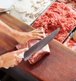 Predelava mesa za kmete in rejce Sežana