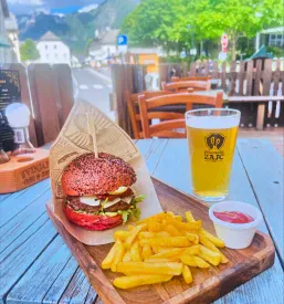 Hrana z žara Bovec